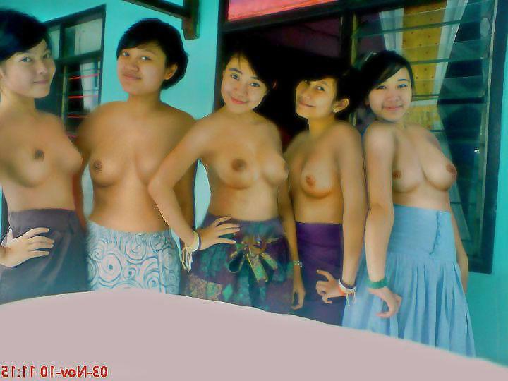 13P Sexy indonesian