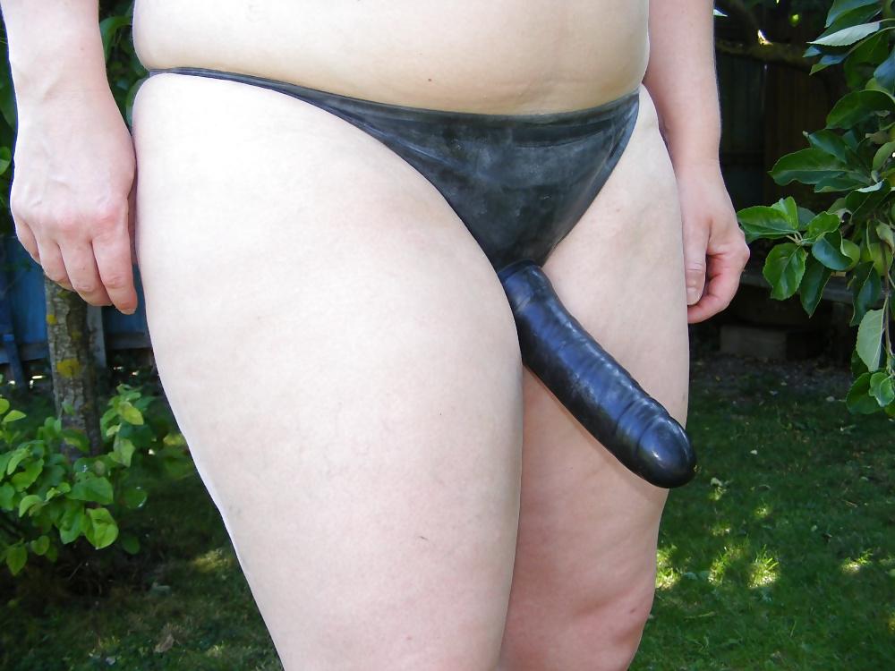 12P Strap-on in the garden