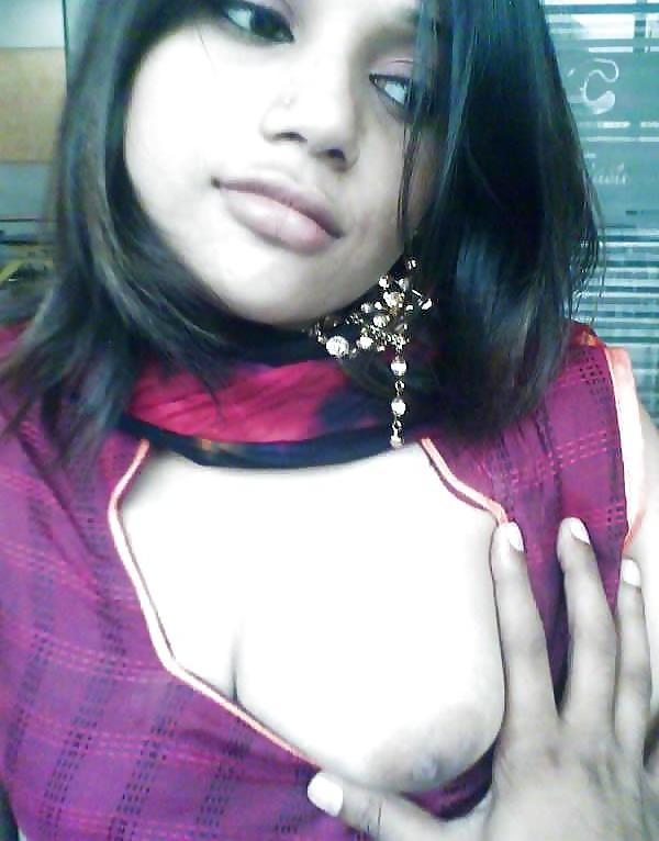 4P Indian Girl Boobs