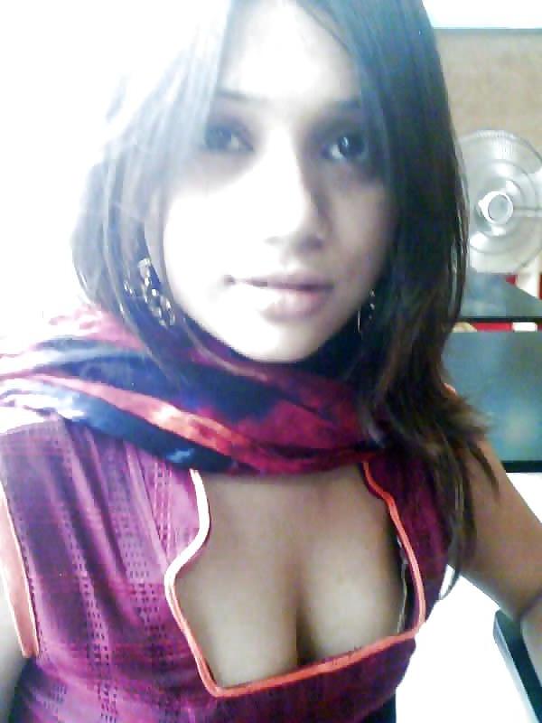 4P Indian Girl Boobs