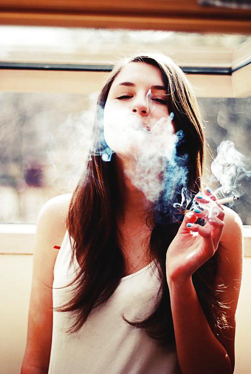13P Smoking 043