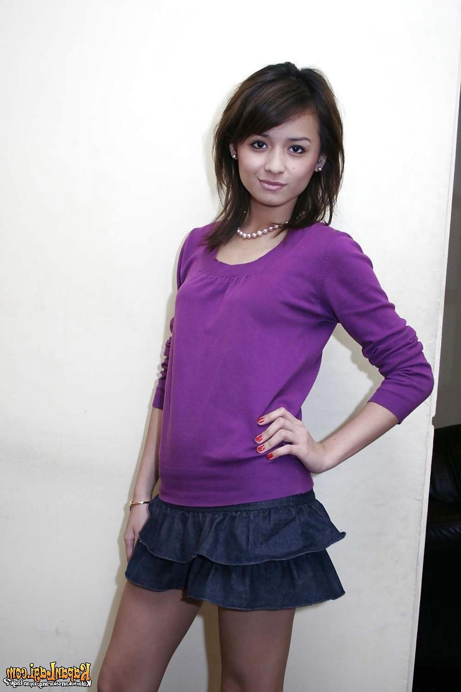 7P Joanna Alexandra Indonesian Artist