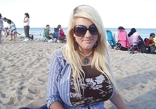 21P Huge Tits, Tight Tops 60