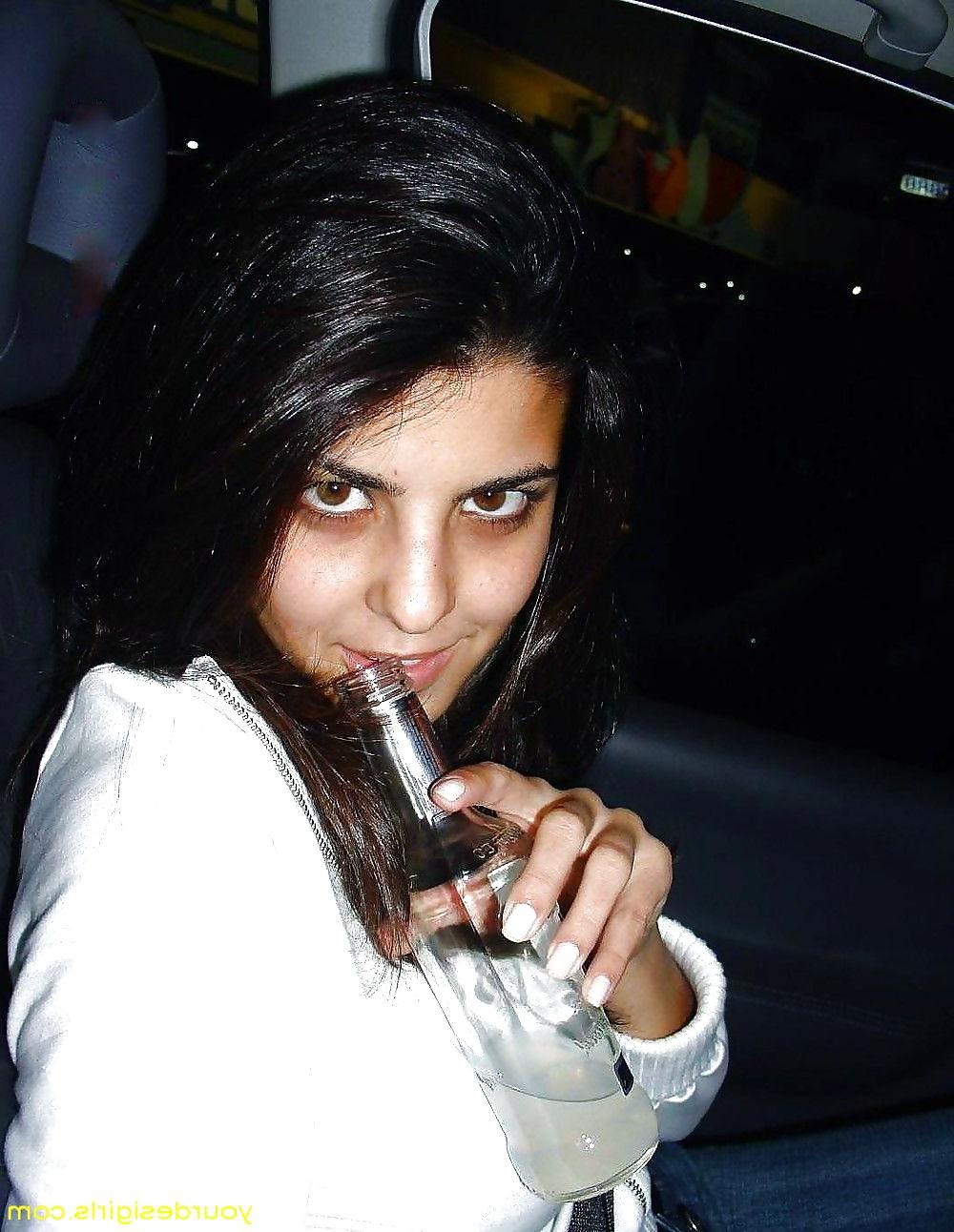 25P Beautiful Indian Girls 87-- By Sanjh