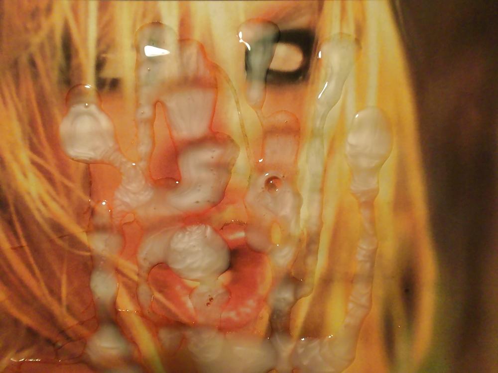 12P Britney Spears: Closeup Cum Drenching