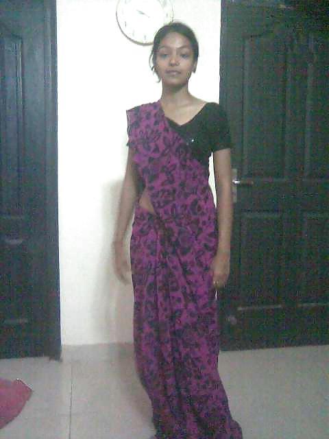 10P Indian Teen Exposing