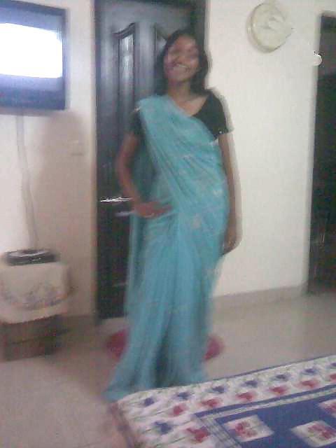 10P Indian Teen Exposing