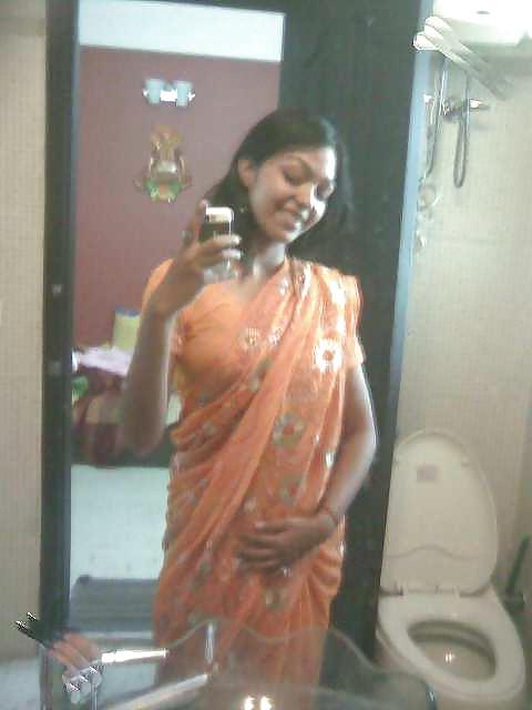10P Indian Teen Exposing