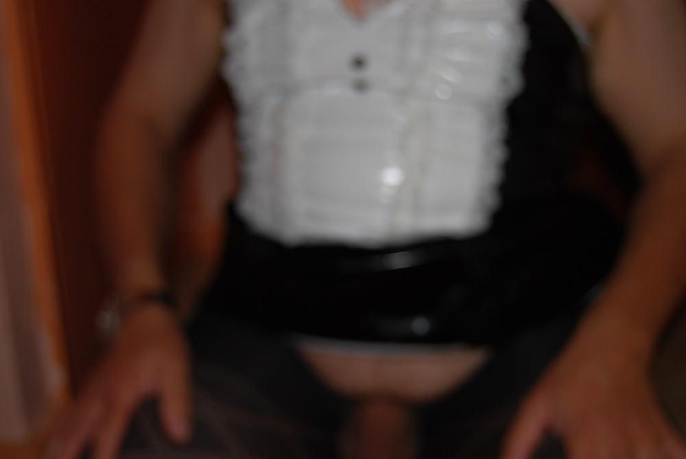8P CD Maid 5