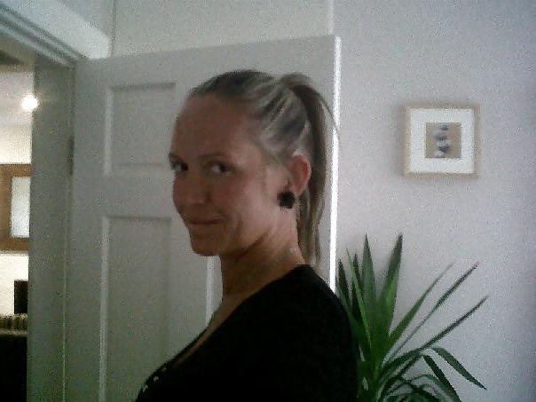 25P Blonde UK MILF Kirsty