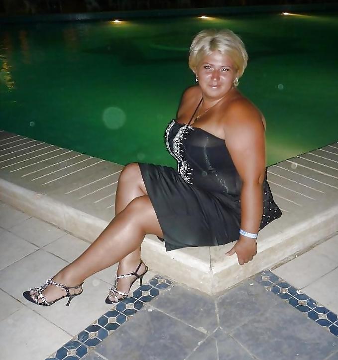 25P Big Busty Clothed Babes 2