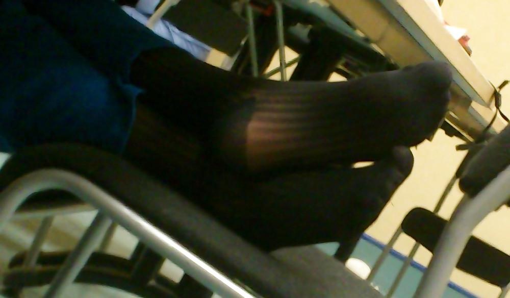 25P Candid teens feet tits ass ballerinas pantyhose boots