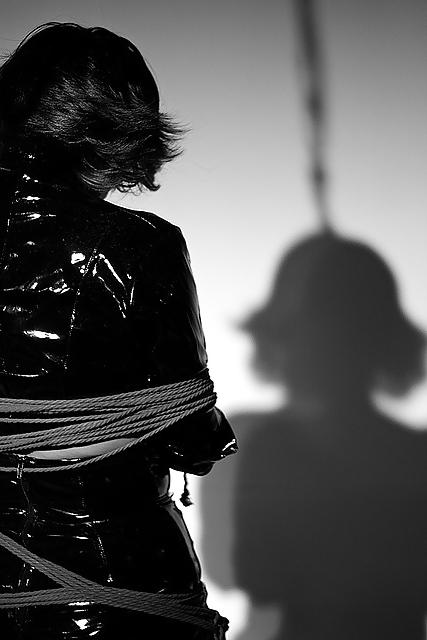 25P Submissive and bondage
