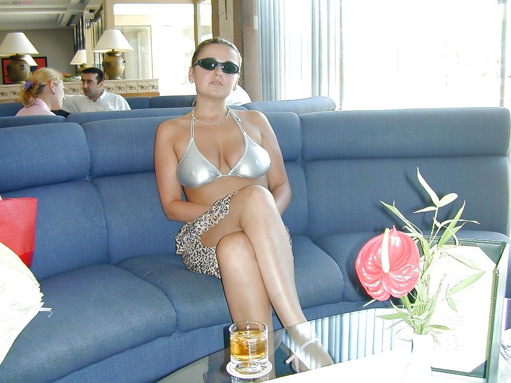 25P A Polish Miss Shows Off With Her Husband (3on3)