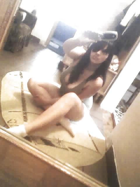 25P Brunette with big tits (2)