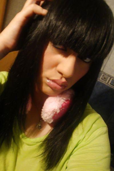 25P Brunette with big tits (2)