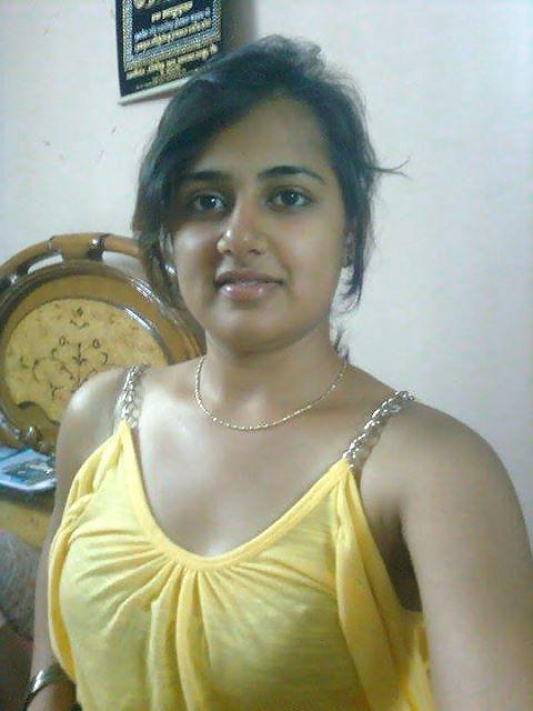 22P Beautiful Indian Girls 74-- By Sanjh