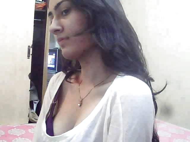 22P Beautiful Indian Girls 74-- By Sanjh