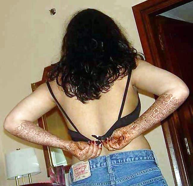 22P Beautiful Indian Girls 74-- By Sanjh