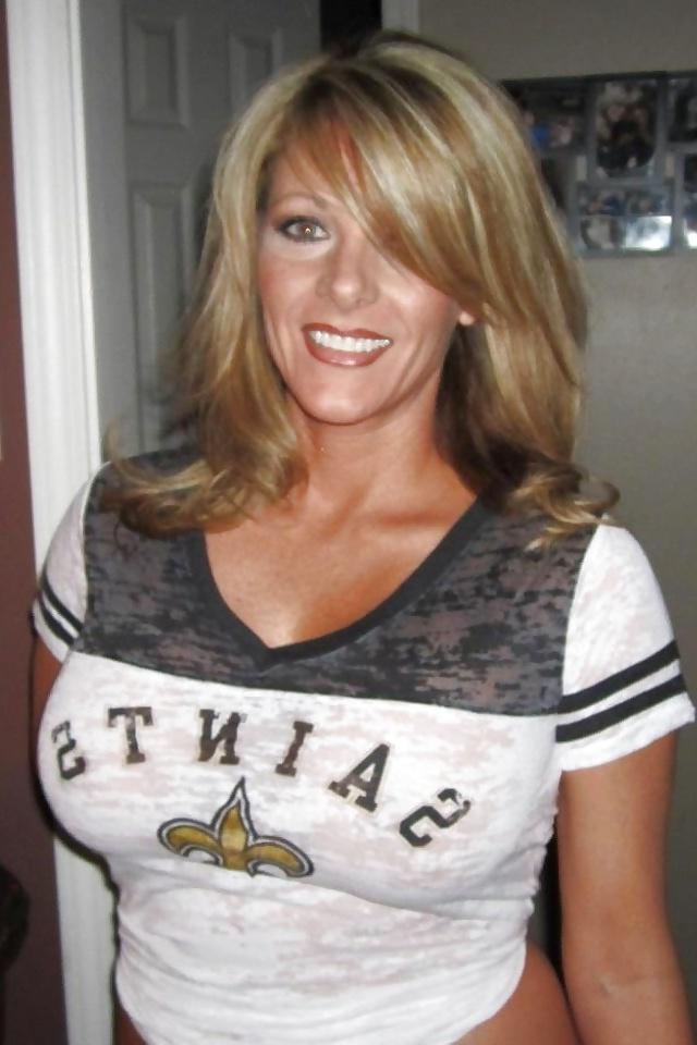 25P Mature & Milf