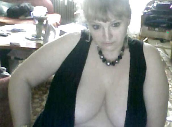 15P Beautiful granny boobs