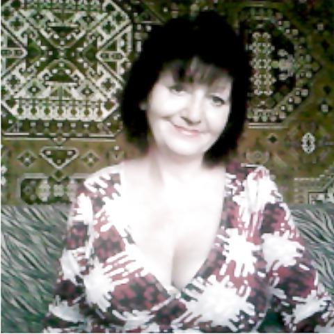 15P Beautiful granny boobs