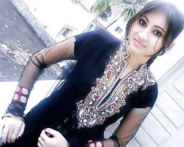 25P Beautiful Indian Girls 81 (Non Porn)-- By Sanjh 