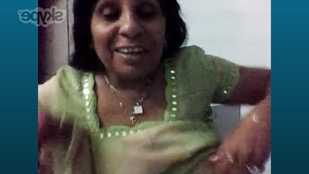 9P Indian Aunty