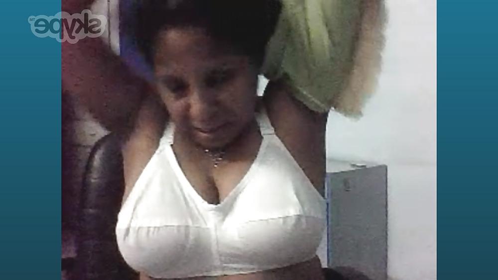 9P Indian Aunty