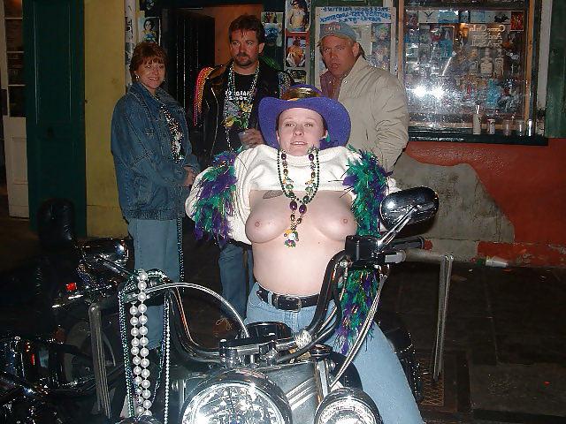 22P Girls of Mardi Gras