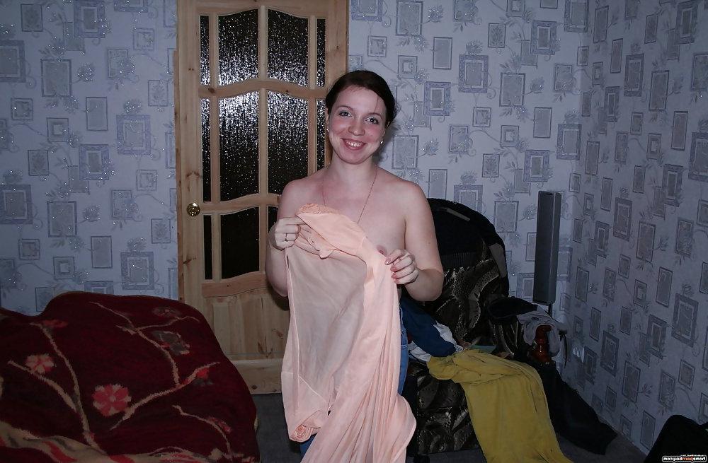 20P Russian amateur wife nude