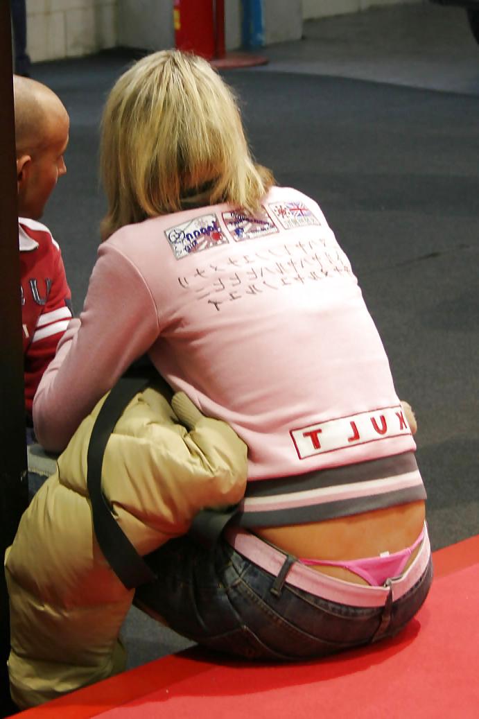 25P Ass crack