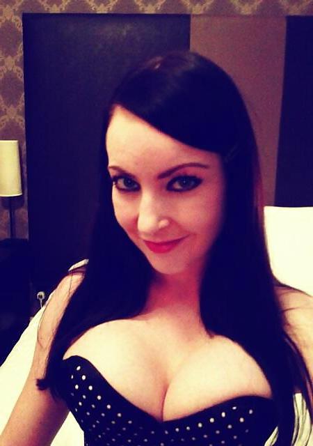 25P Huge Tits. Tight Tops 73