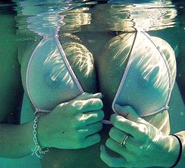 25P Horny teens & naughty girls with nice tits 1