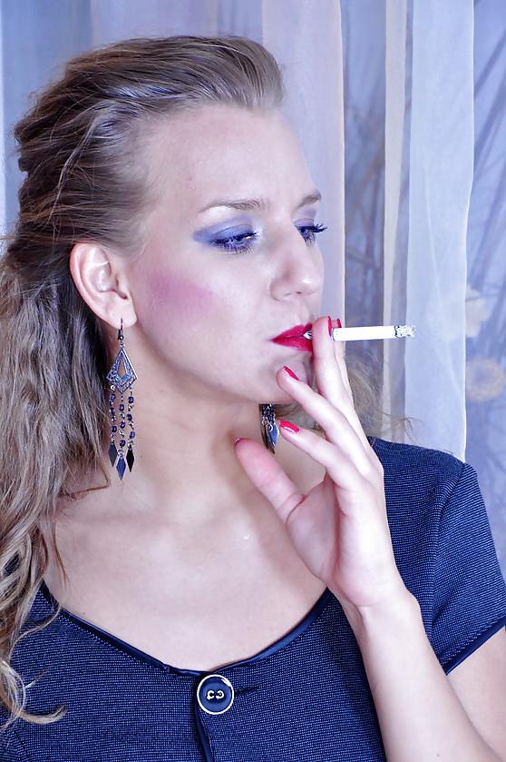 25P Smoking 7