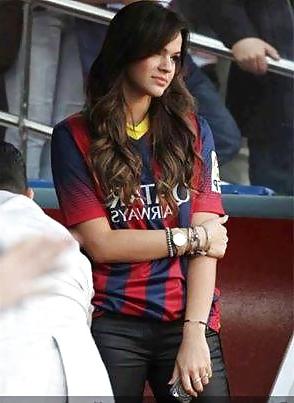 25P Hot Soccer Babes #2
