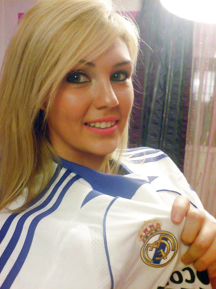 25P Hot Soccer Babes #2