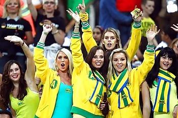 25P Hot Soccer Babes #2