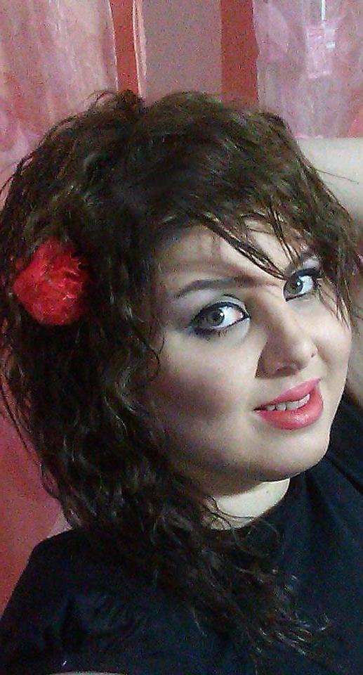 13P Beautiful girl of Persian