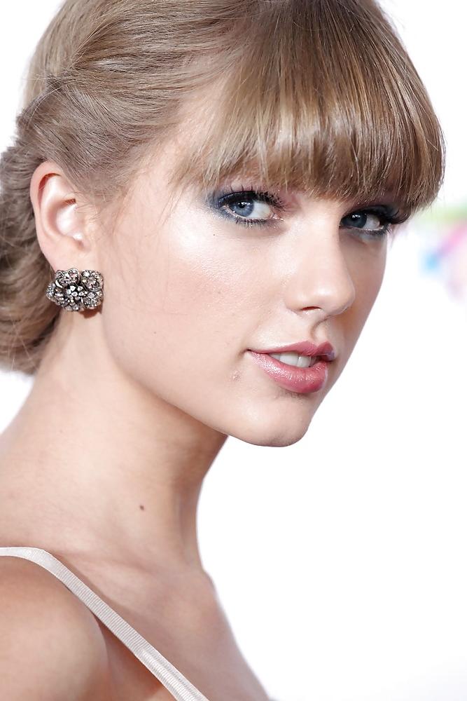 25P Best of: Taylor Swift