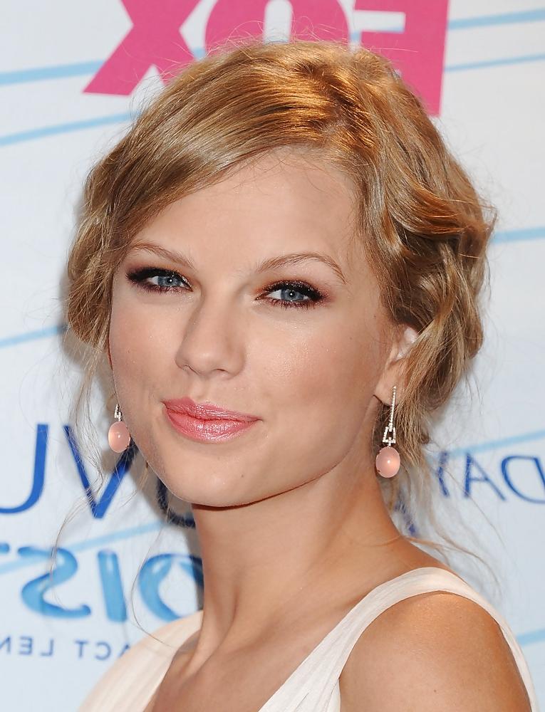 25P Best of: Taylor Swift