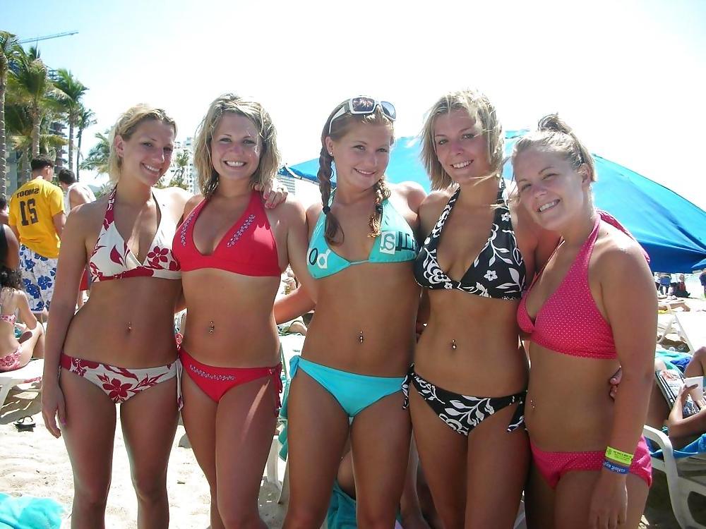 25P BEST OF BIKINI GIRLS 11