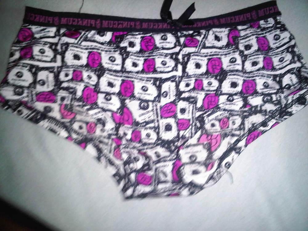 25P Friend's sister bra soutien gorge de la soeur d'une copine