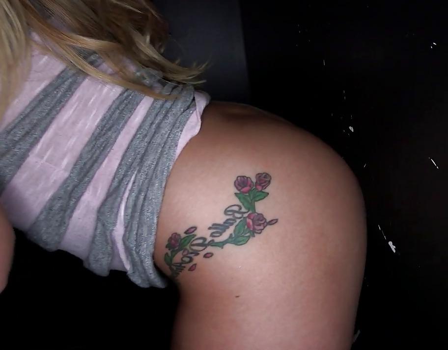 19P Hot blonde gloryhole
