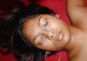 14P Indian slut sucking white cock 