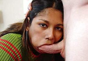 14P Indian slut sucking white cock 