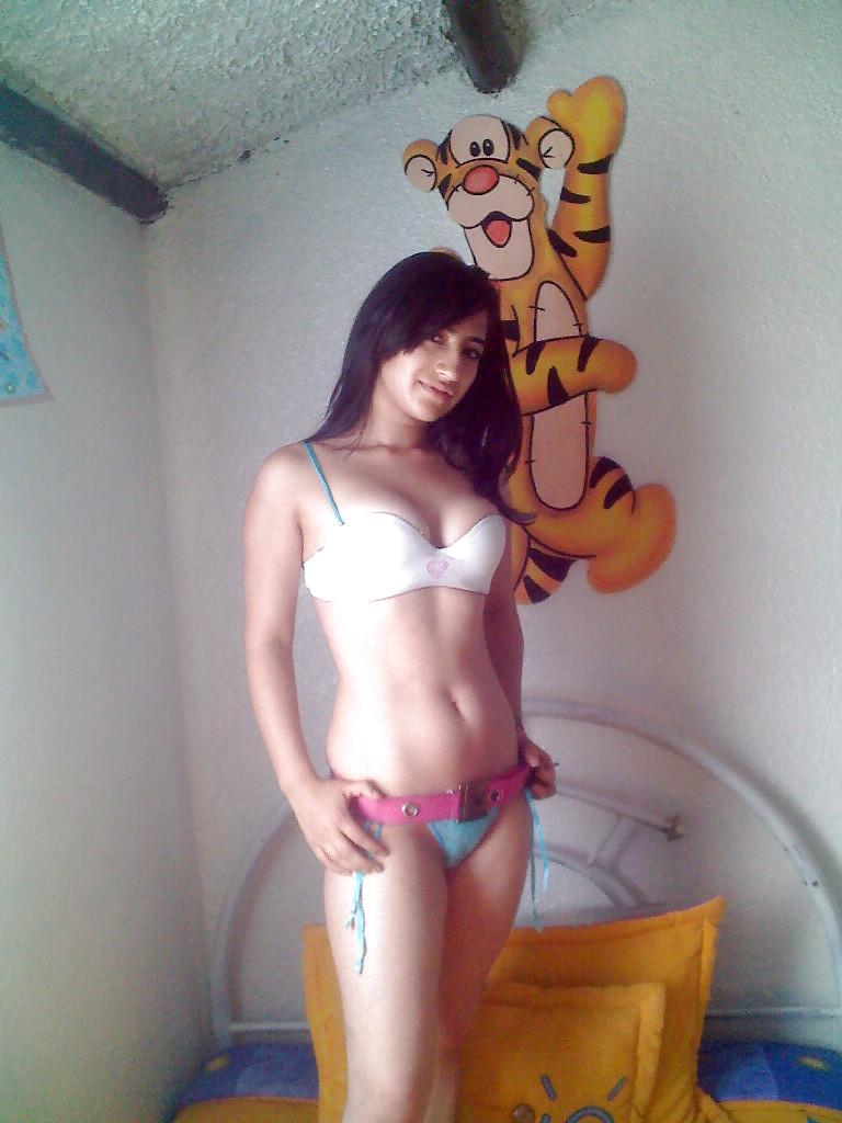 10P Jeune Beurette Sensuelle