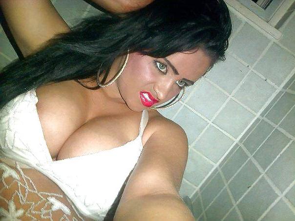 21P Big tits and round ass Kathleen part 2