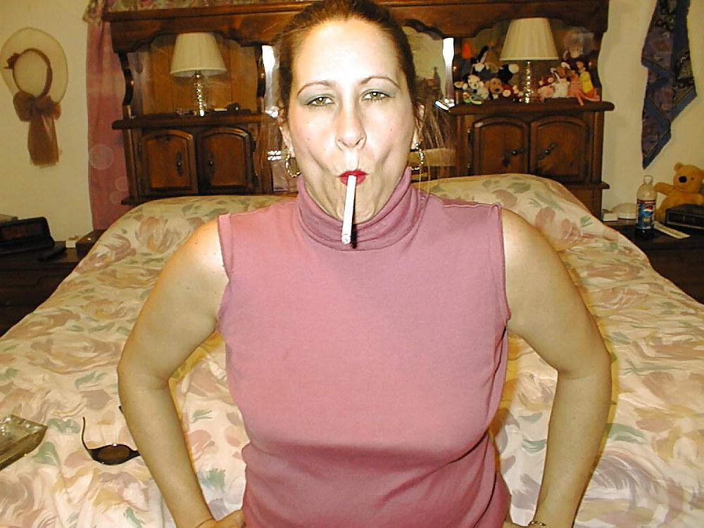 25P Smoking Mature