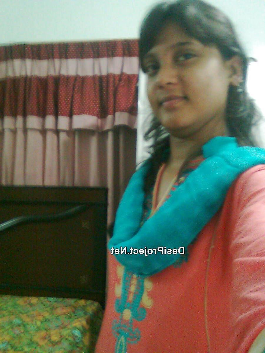 25P Big Boobs Pakistani Karachi Couple